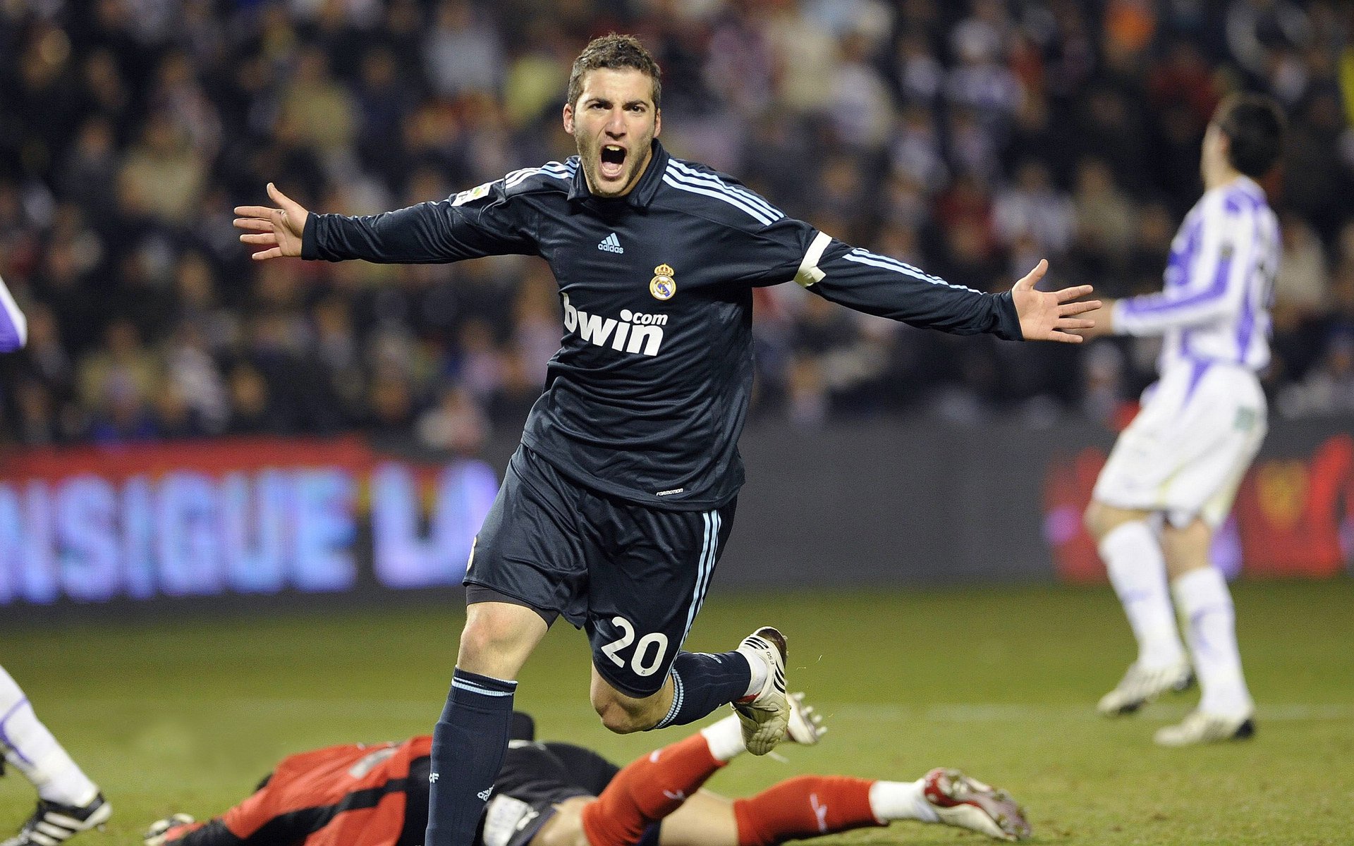 意甲豪门调整阵容，迎接关键战役，意甲被降级的豪门俱乐部